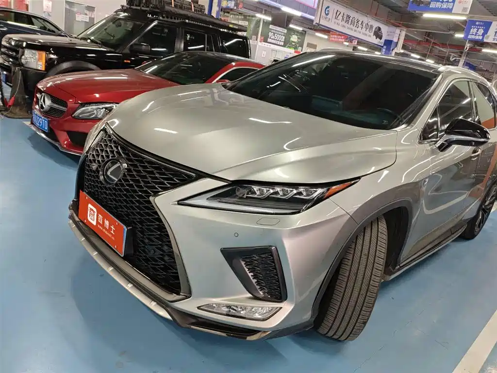 Lexus RX 2019 — фото 1