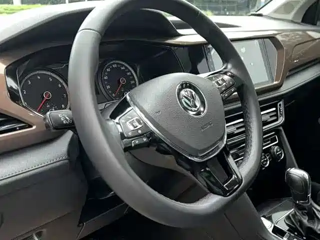 Volkswagen Tharu 2020 — фото 10