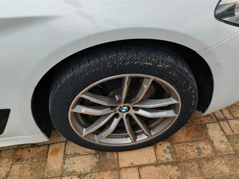 BMW 5 Series 2019