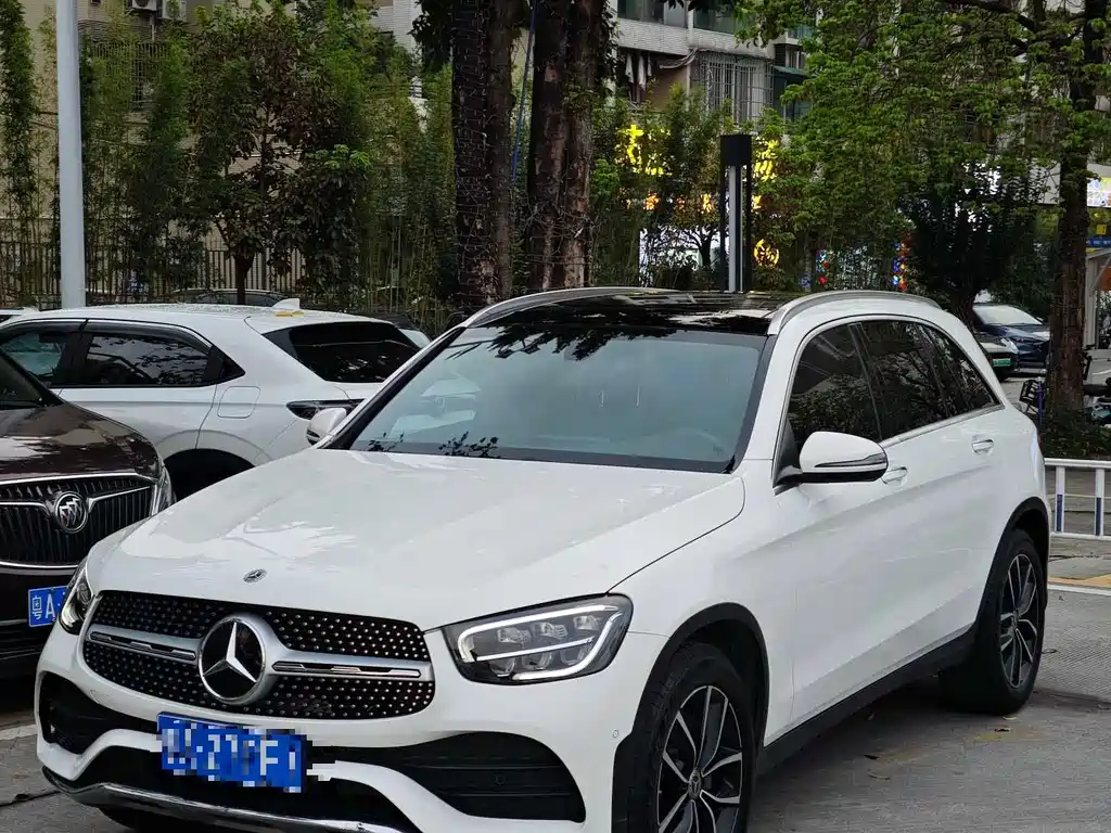 Mercedes-Benz GLC 2021 — фото 1