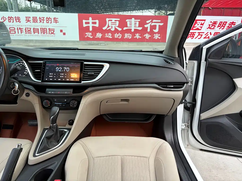 Buick Excelle 2019 — фото 12