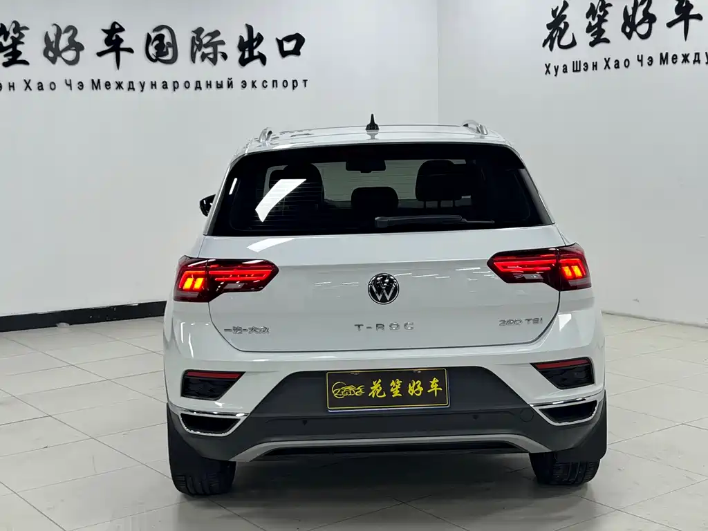 Volkswagen T-Roc 2023 — фото 6