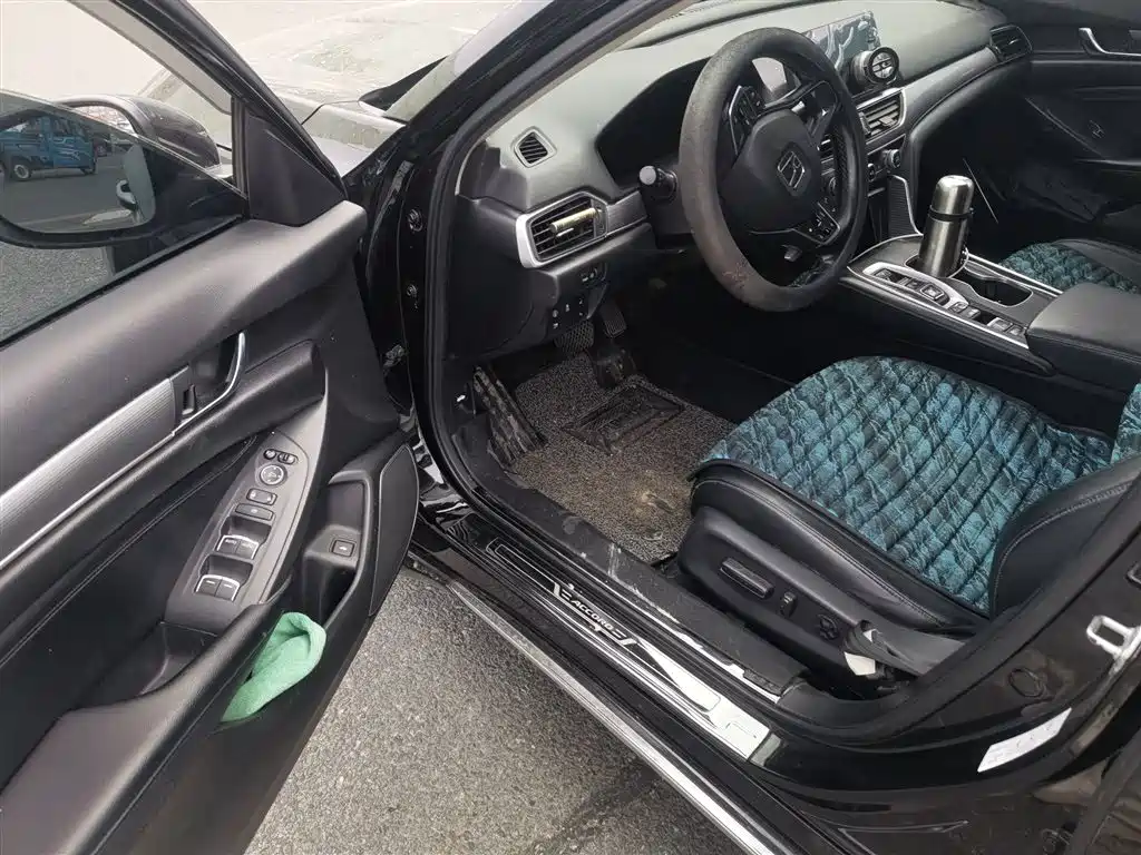 Honda Accord 2020 — фото 13