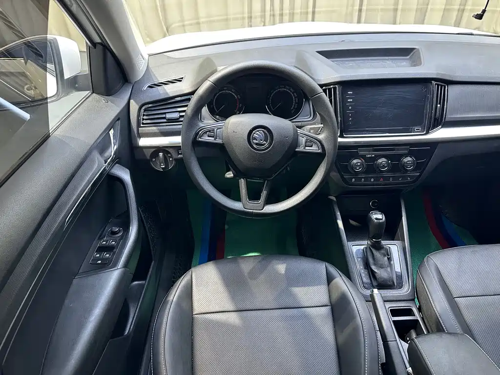 Skoda Kamiq 2023 — фото 12