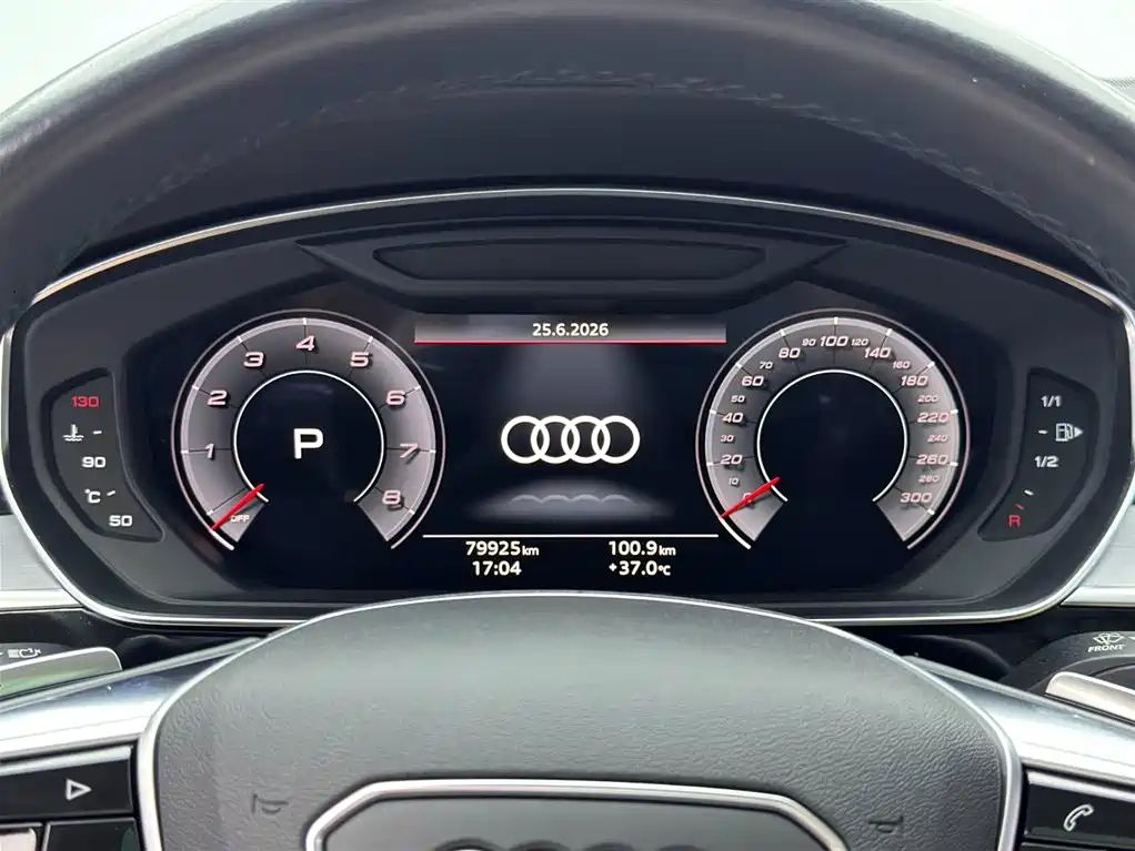 Audi A8 2021 — фото 16