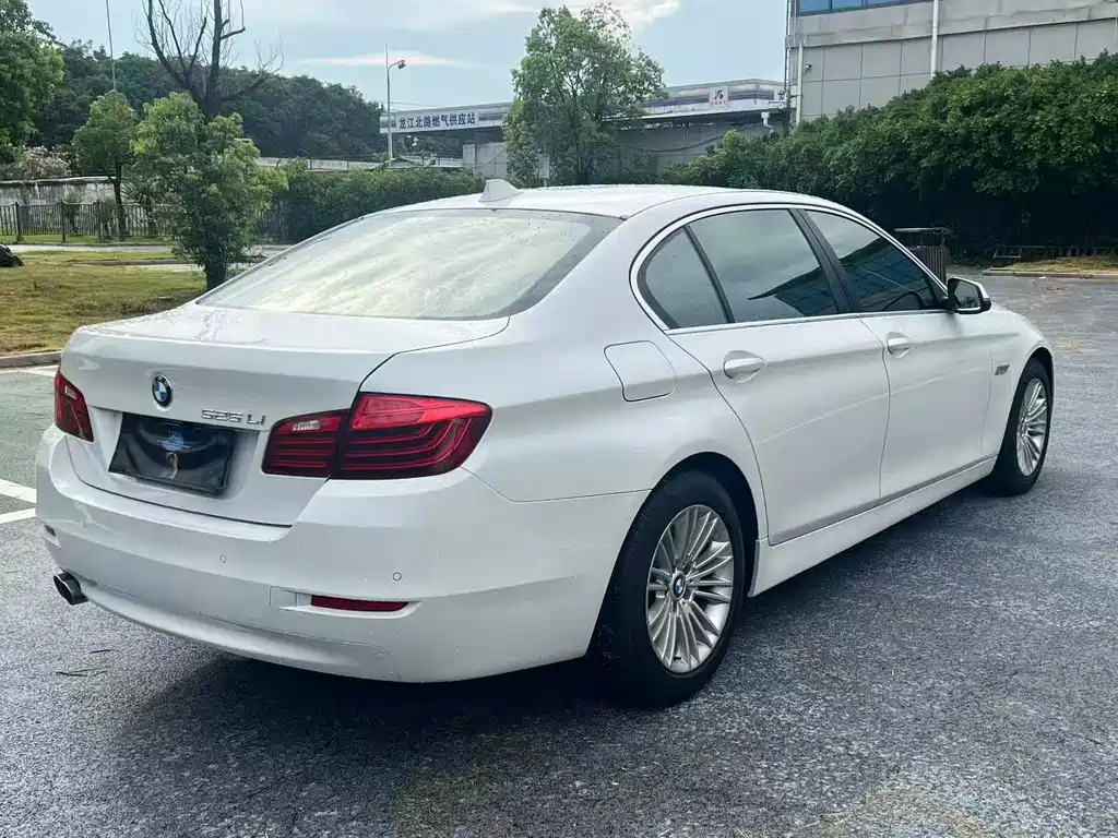 BMW 5 Series 2016