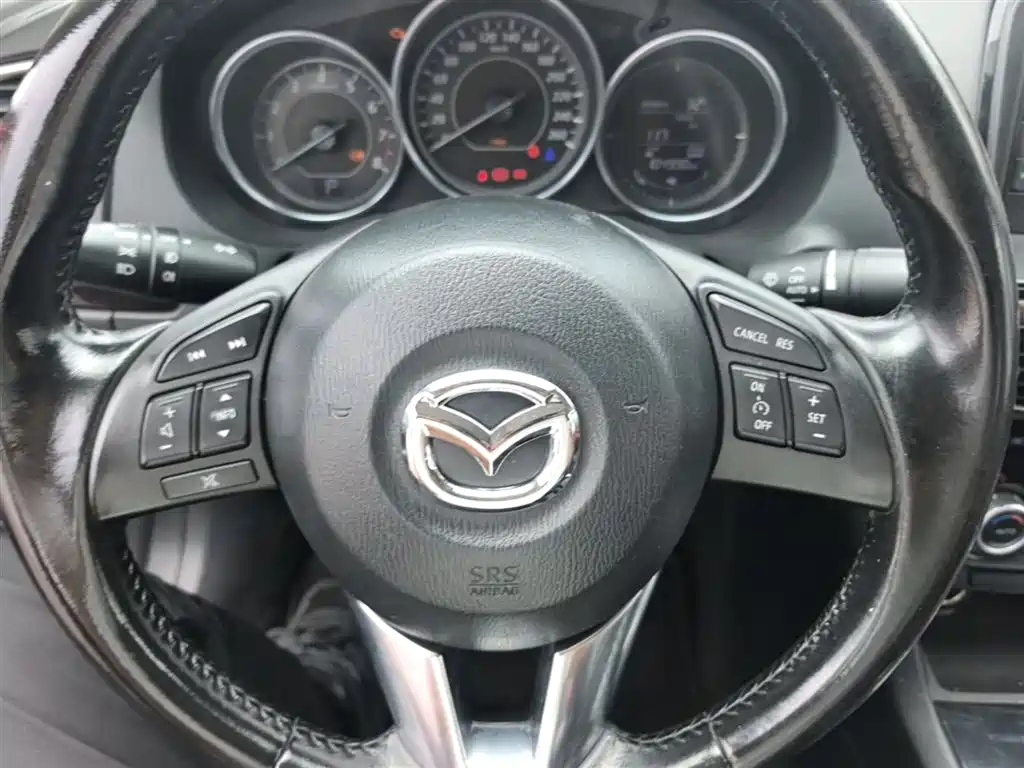 Mazda Atenza 2015 — фото 11