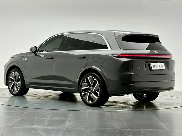Li Auto L7 2025
