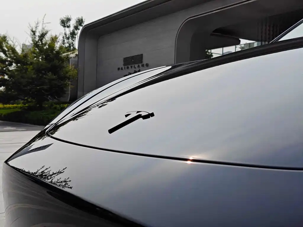 Tesla Model Y 2023 — фото 4