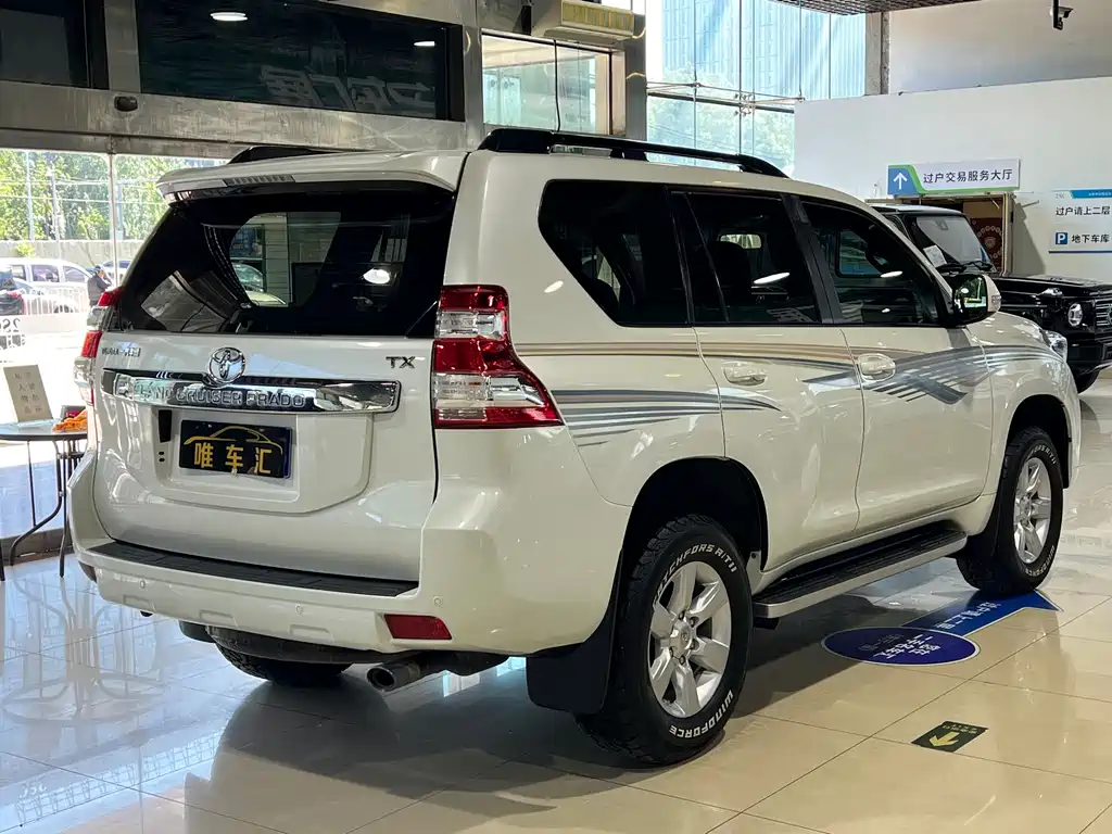 Toyota Prado 2016 — фото 4