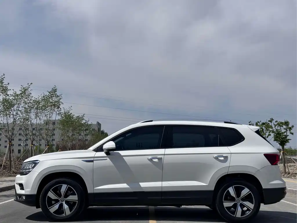 Volkswagen Tharu 2022