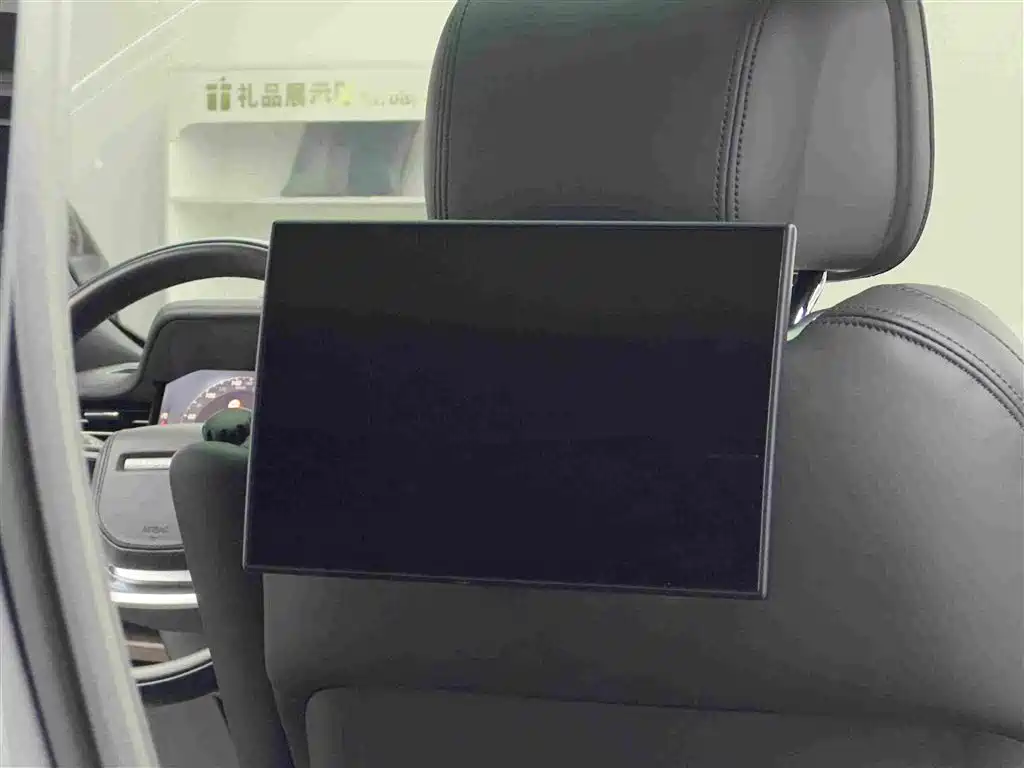 Land Rover Range Rover 2023 — фото 11