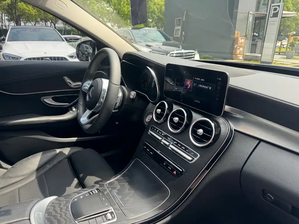 Mercedes-Benz C-Class 2021 — фото 10