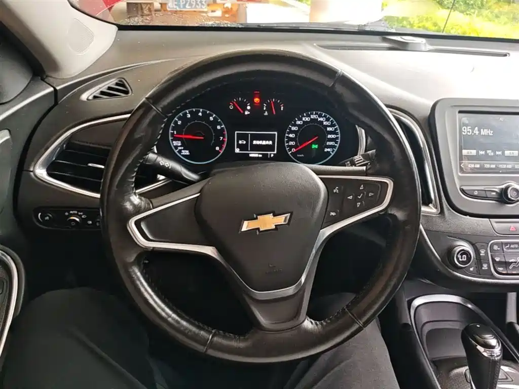 Chevrolet Malibu XL 2016 — фото 11