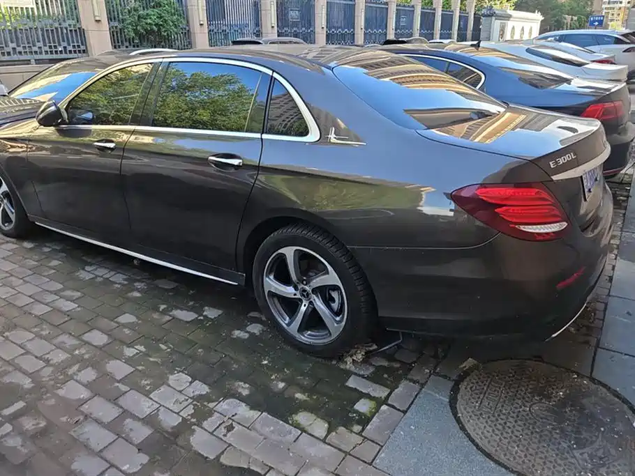 Mercedes-Benz E-Class 2018