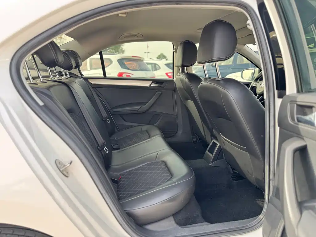 Skoda Rapid 2019 — фото 21