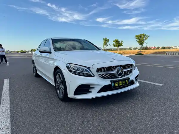 Mercedes-Benz C-Class 2020