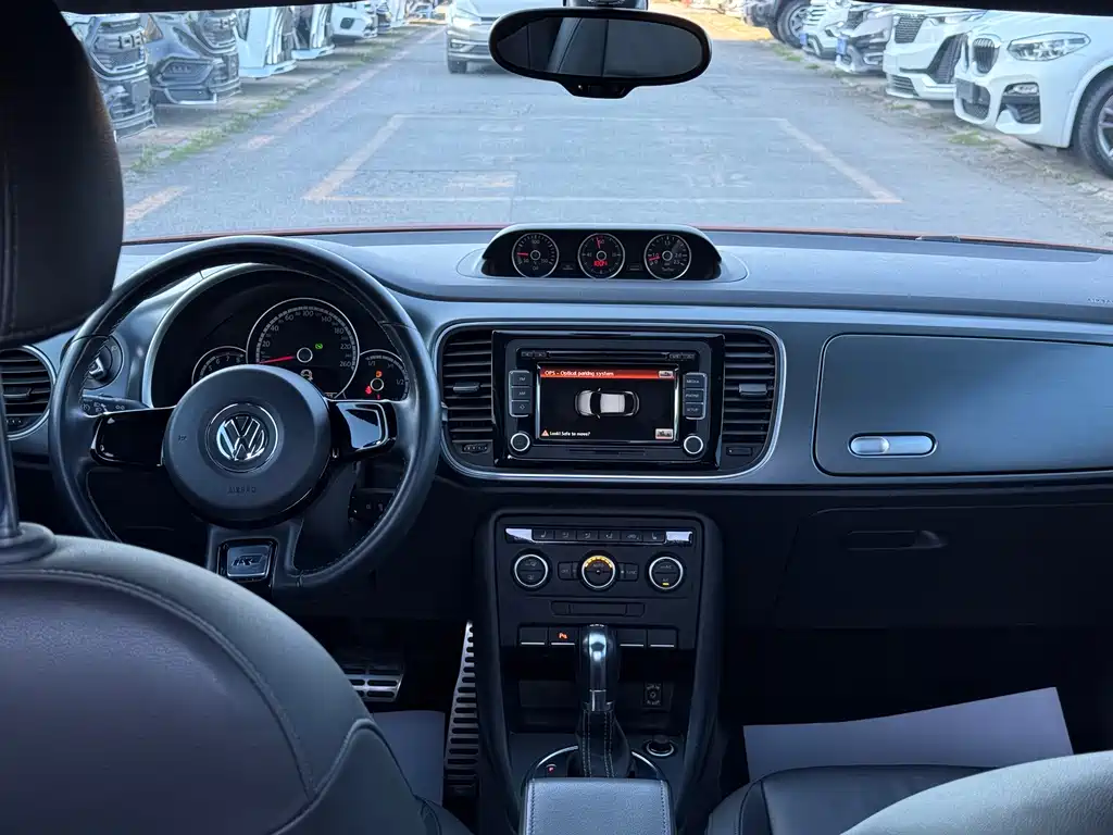 Volkswagen Beetle 2014