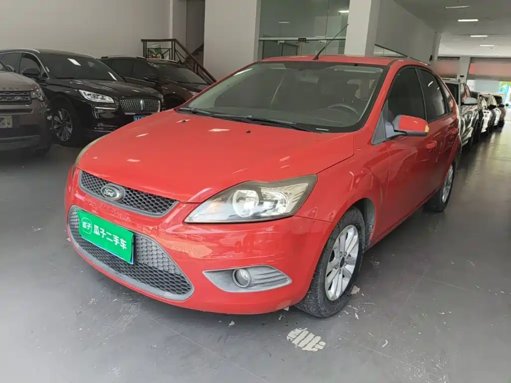 Ford Focus 2015 — фото 1
