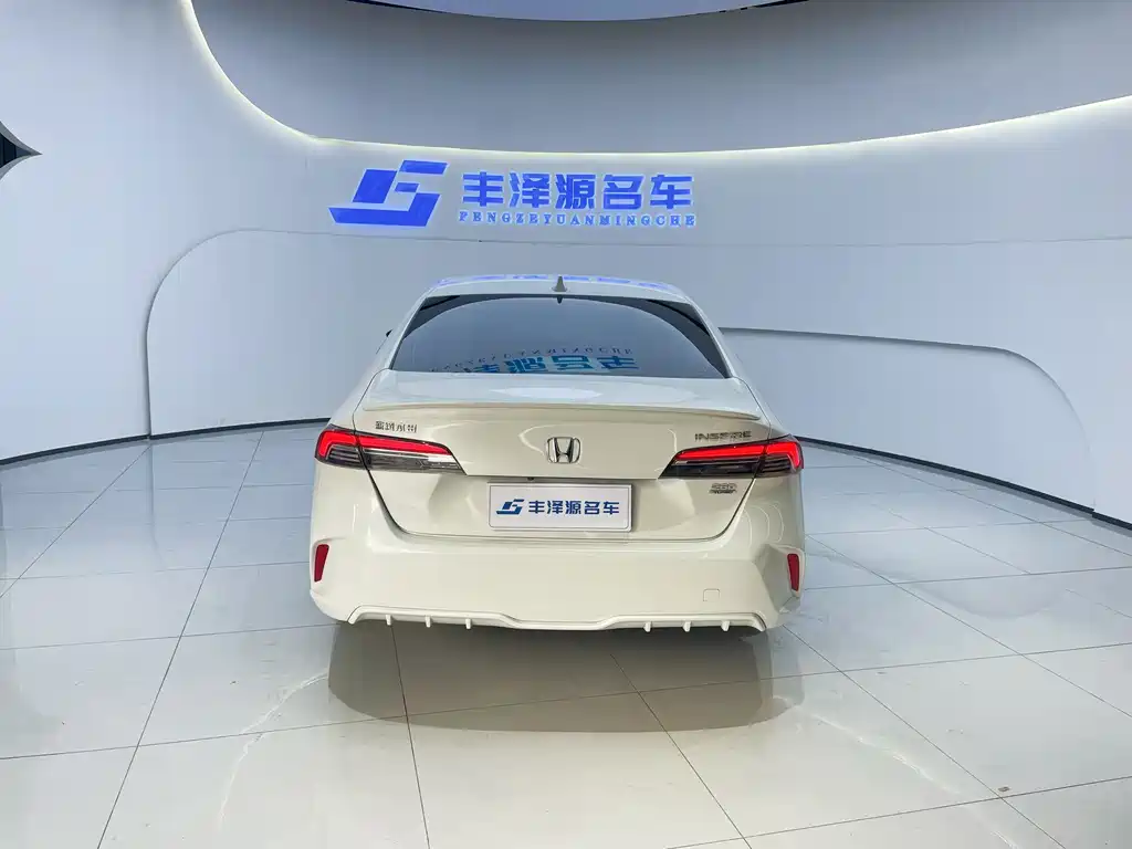 Honda Inspire 2024 — фото 3