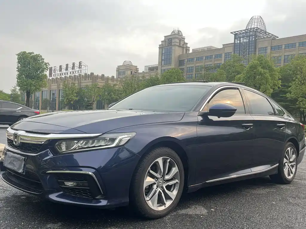 Honda Inspire 2020