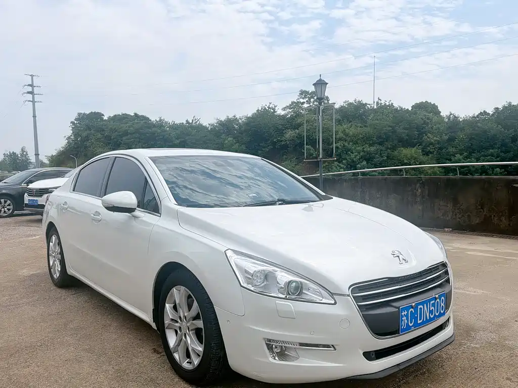 Peugeot 508 2014 — фото 1