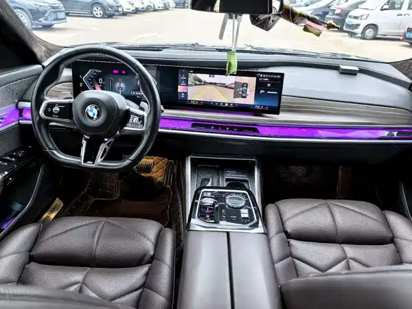 BMW 7 Series 2023