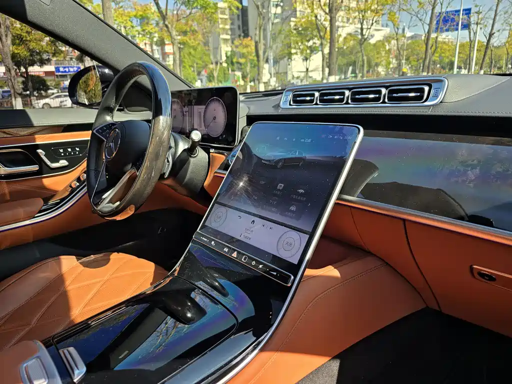 Mercedes-Benz S-Class 2025 — фото 13