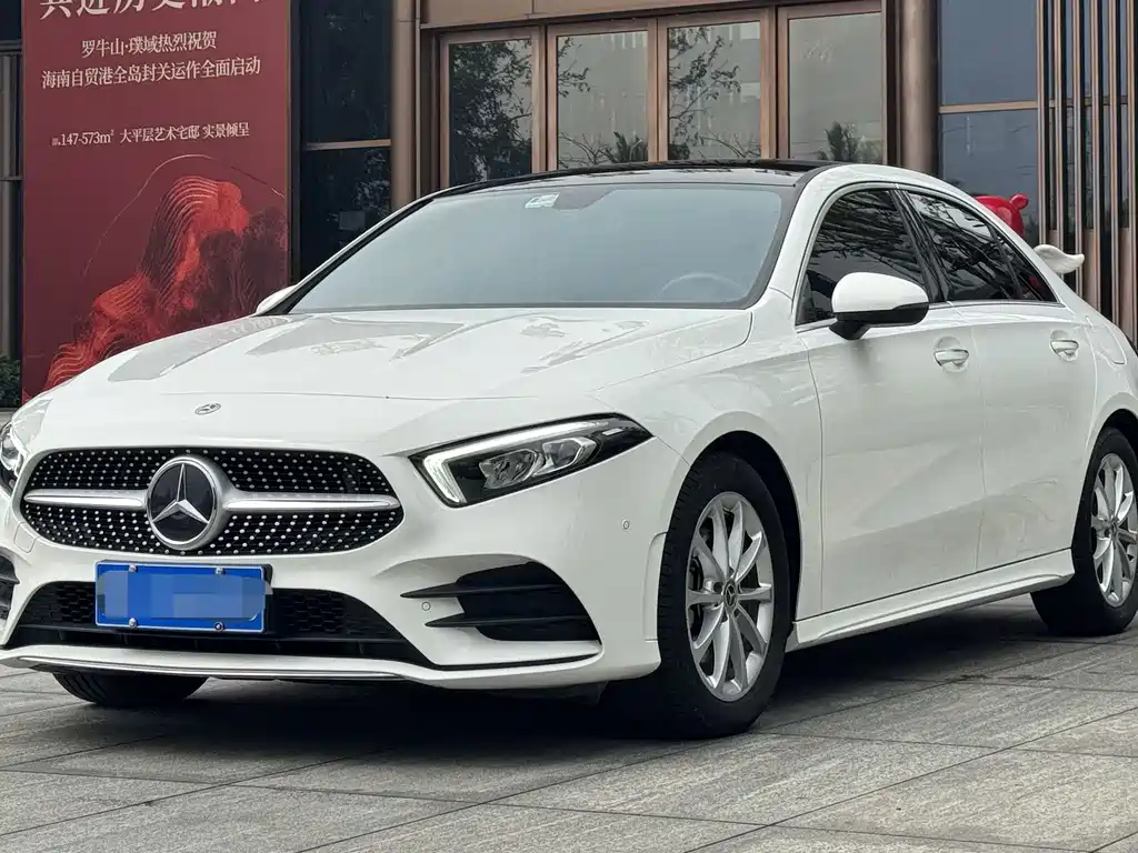 Mercedes-Benz A-Class 2020 — фото 2
