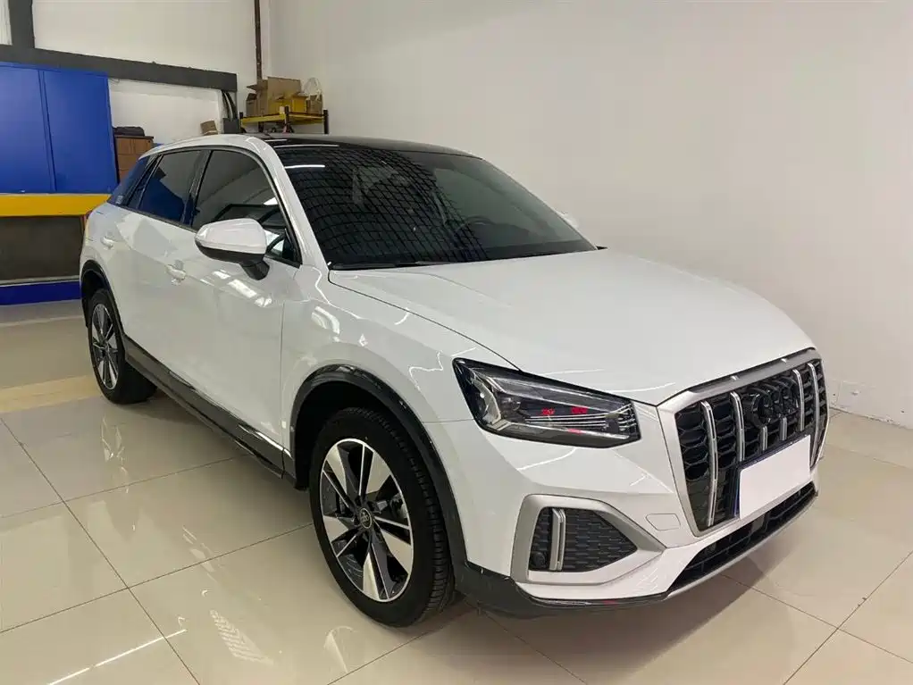 Audi Q2L 2022