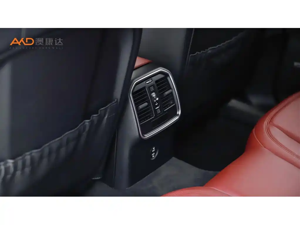 Porsche Macan 2021 — фото 9