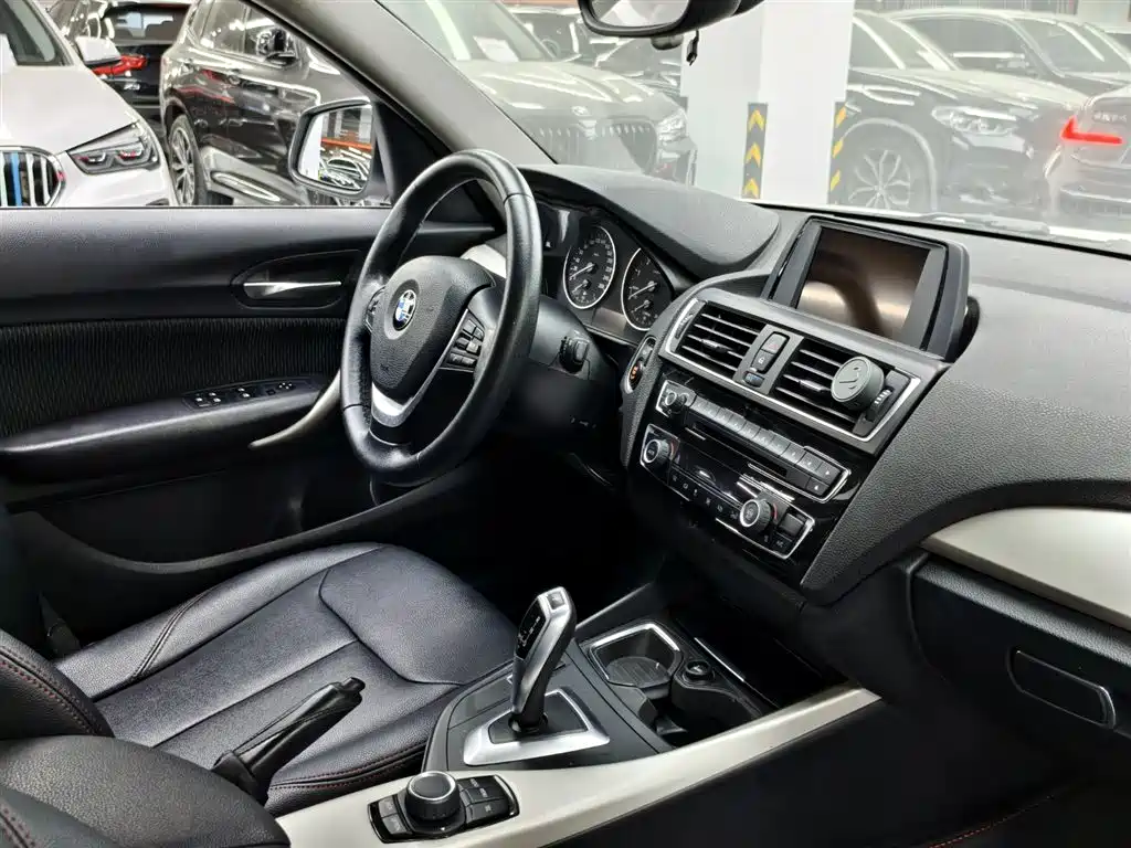 BMW 1 Series 2015 — фото 9