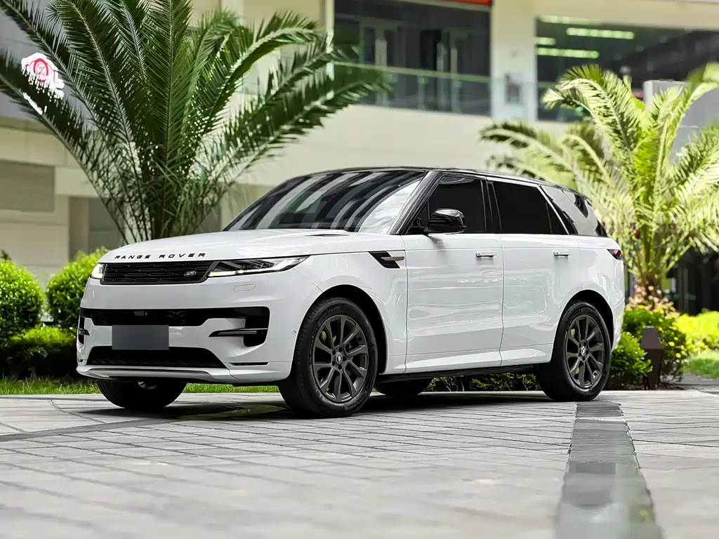 Land Rover Sport 2023 — фото 1