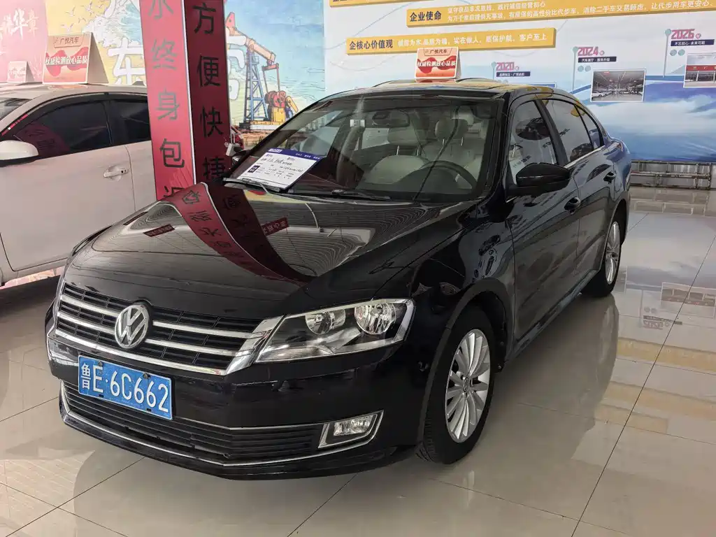 Volkswagen Lavida 2013