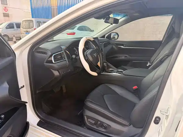Toyota Camry 2023