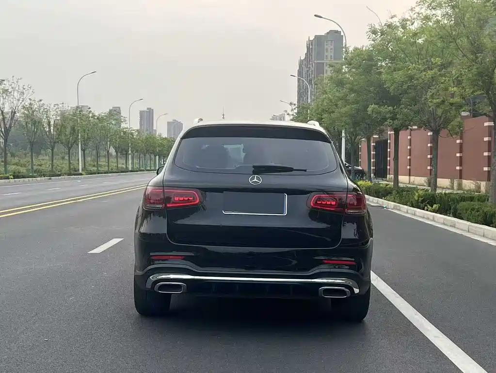 Mercedes-Benz GLC 2022 — фото 16
