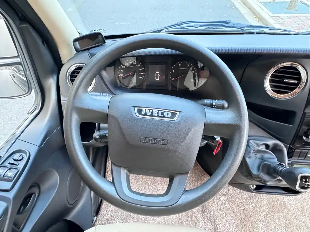 Iveco Wolfson 2023 — фото 15