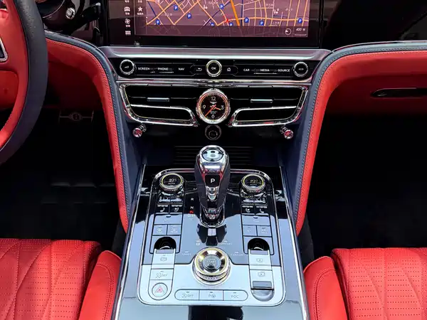 Bentley Flying Spur 2022