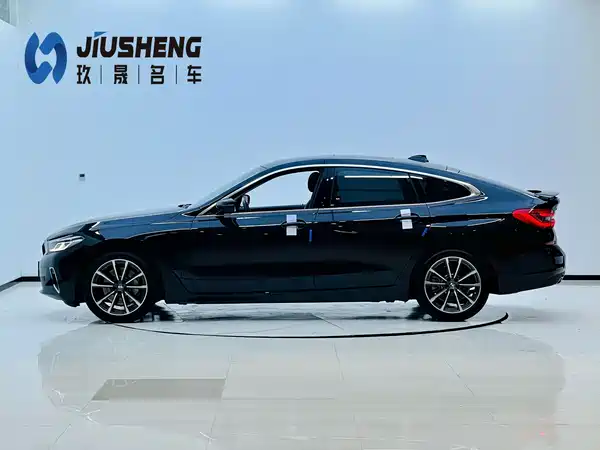 BMW 6 Series GT 2024