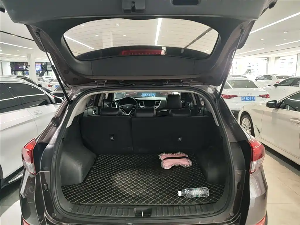 Hyundai Tucson 2016 — фото 19