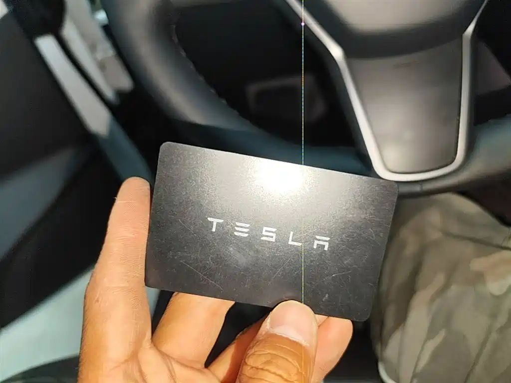 Tesla Model 3 2021 — фото 9