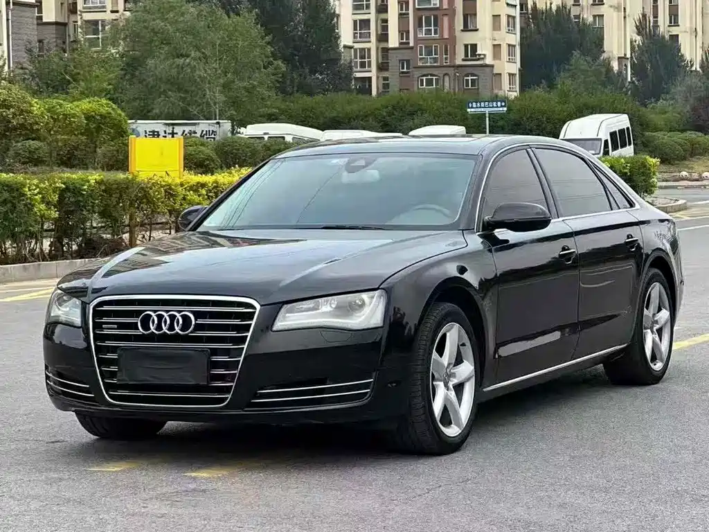 Audi A8 2012