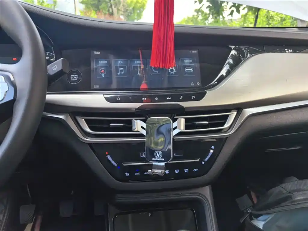Changan CS35PLUS 2019 — фото 13