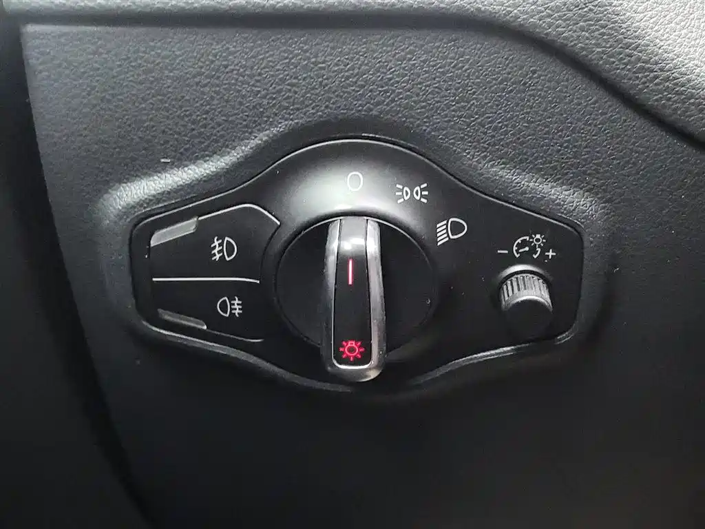Audi Q5 2016 — фото 21