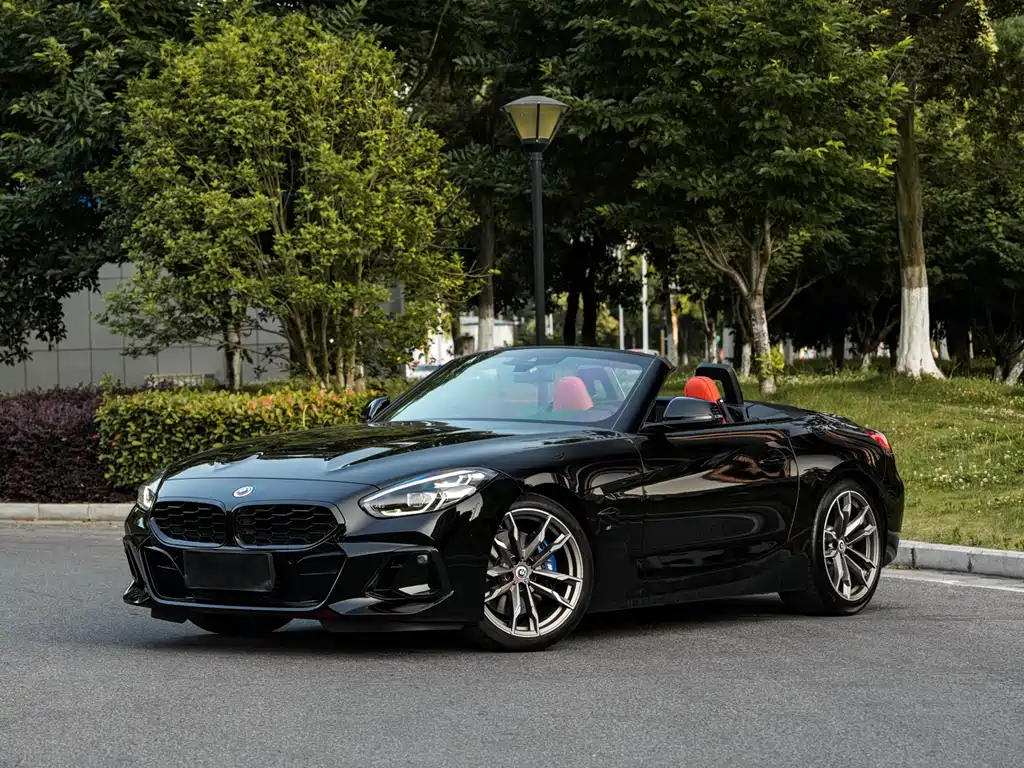BMW Z4 2022 — фото 1
