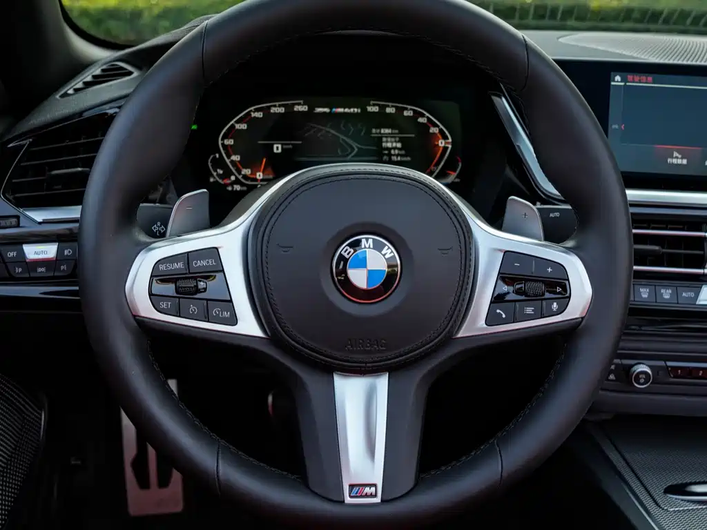 BMW Z4 2022 — фото 12