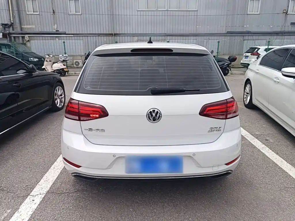 Volkswagen Golf 2020