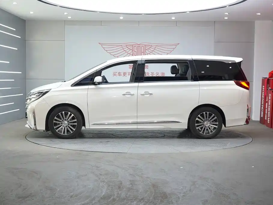 GAC Motor Trumpchi M8 2021 — фото 2