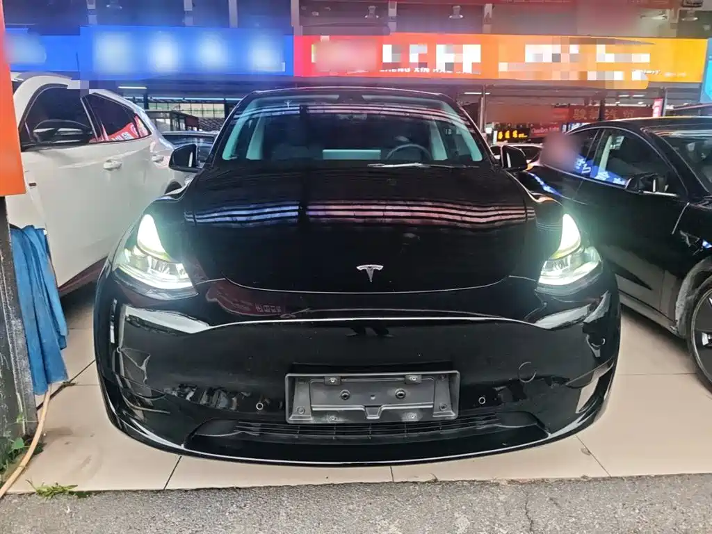 Tesla Model Y 2023 — фото 3