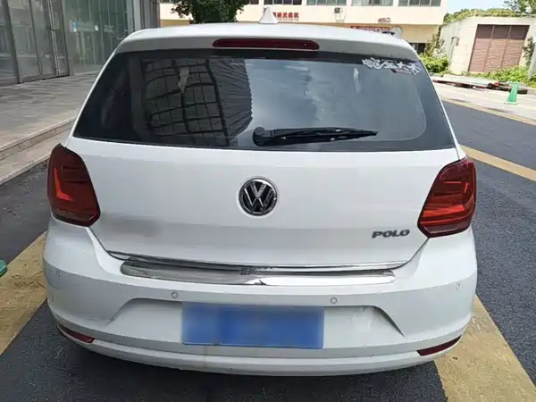 Volkswagen Polo 2015